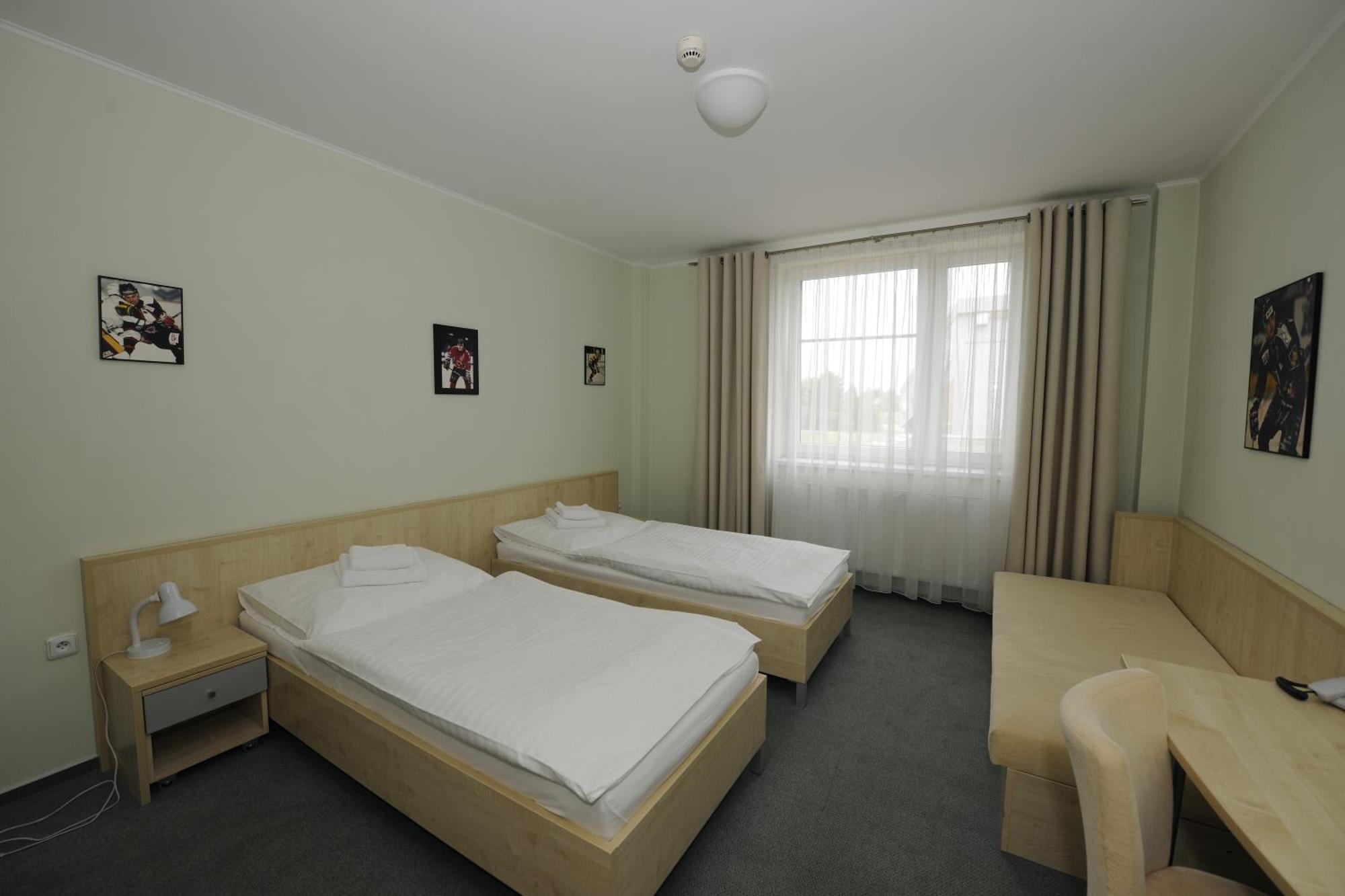 Buly Arena Hotel Kravaře Екстериор снимка
