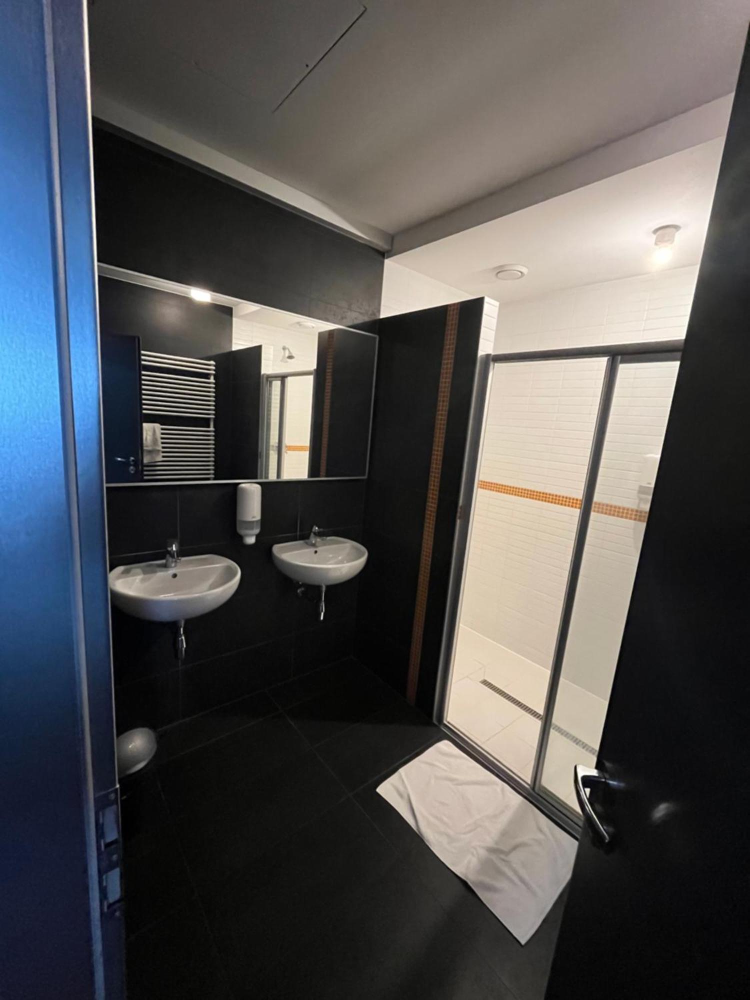 Buly Arena Hotel Kravaře Екстериор снимка