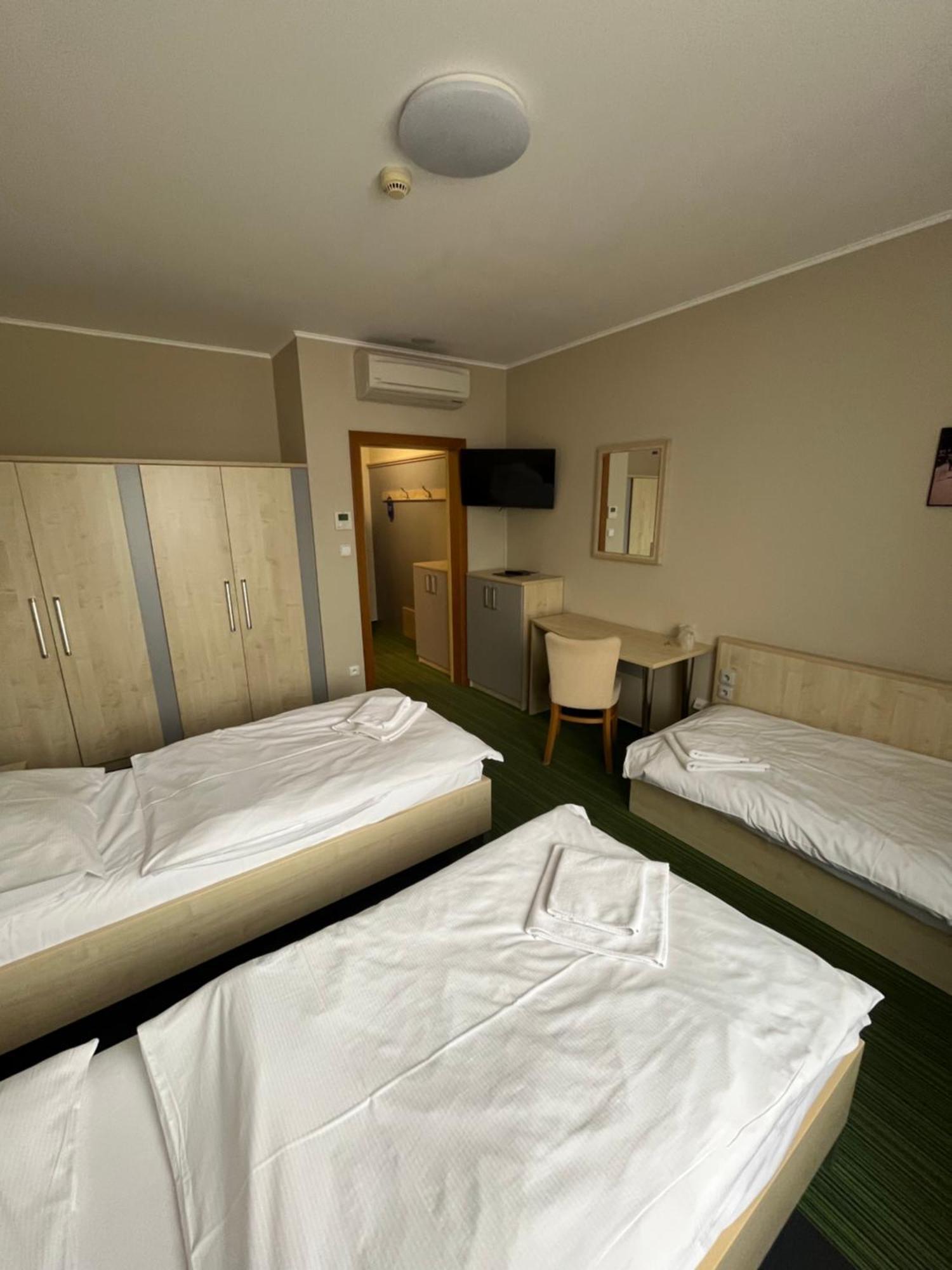 Buly Arena Hotel Kravaře Екстериор снимка